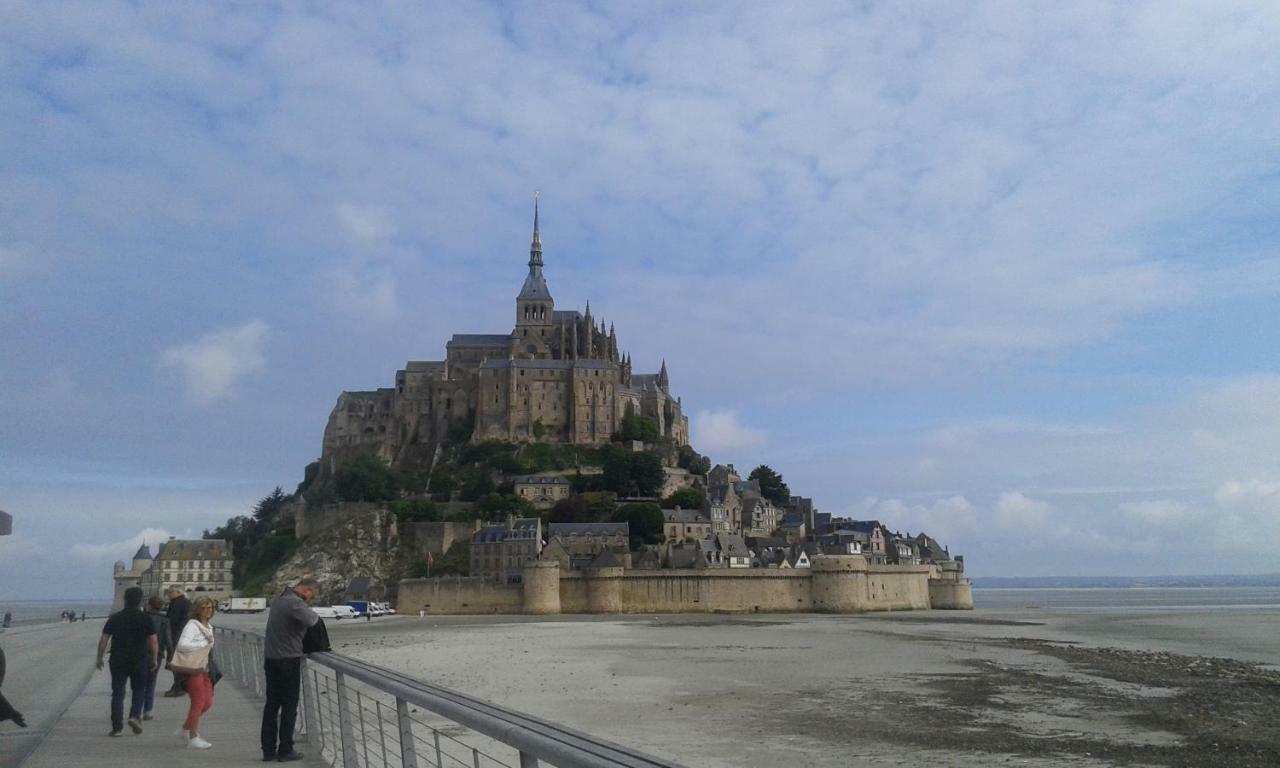 La Gerbaudiere Chambres&Table D Hotes Proche Mont Saint Michel Cuisine Maison Notre-Dame-du-Touchet Экстерьер фото